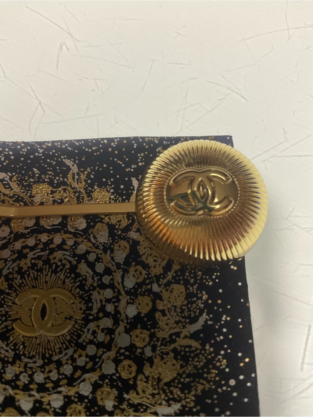 CHANEL Beaute Gold CC Button Hair Pins - Pair - Picture 3 of 10
